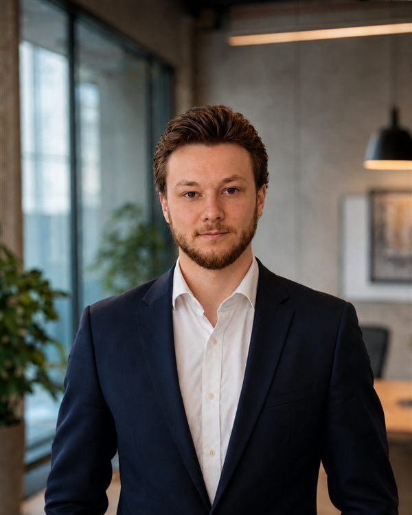Фрол Ушков — основатель LeadBot Studio